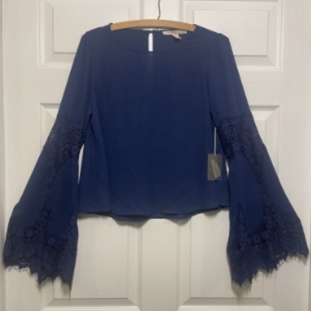 Forever 21 Womens Top Royal Blue Flare Sleeve Medium Blouse NWT Lace Preppy
